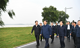 習(xí)近平在河南主持召開(kāi)黃河流域生態(tài)保護(hù)和高質(zhì)量發(fā)展座談會(huì)